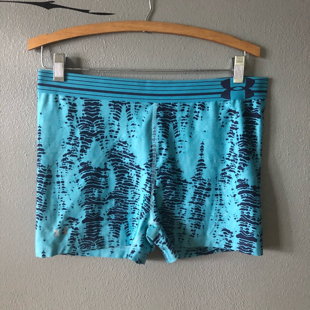 Women’s Under Armour compression Shorts